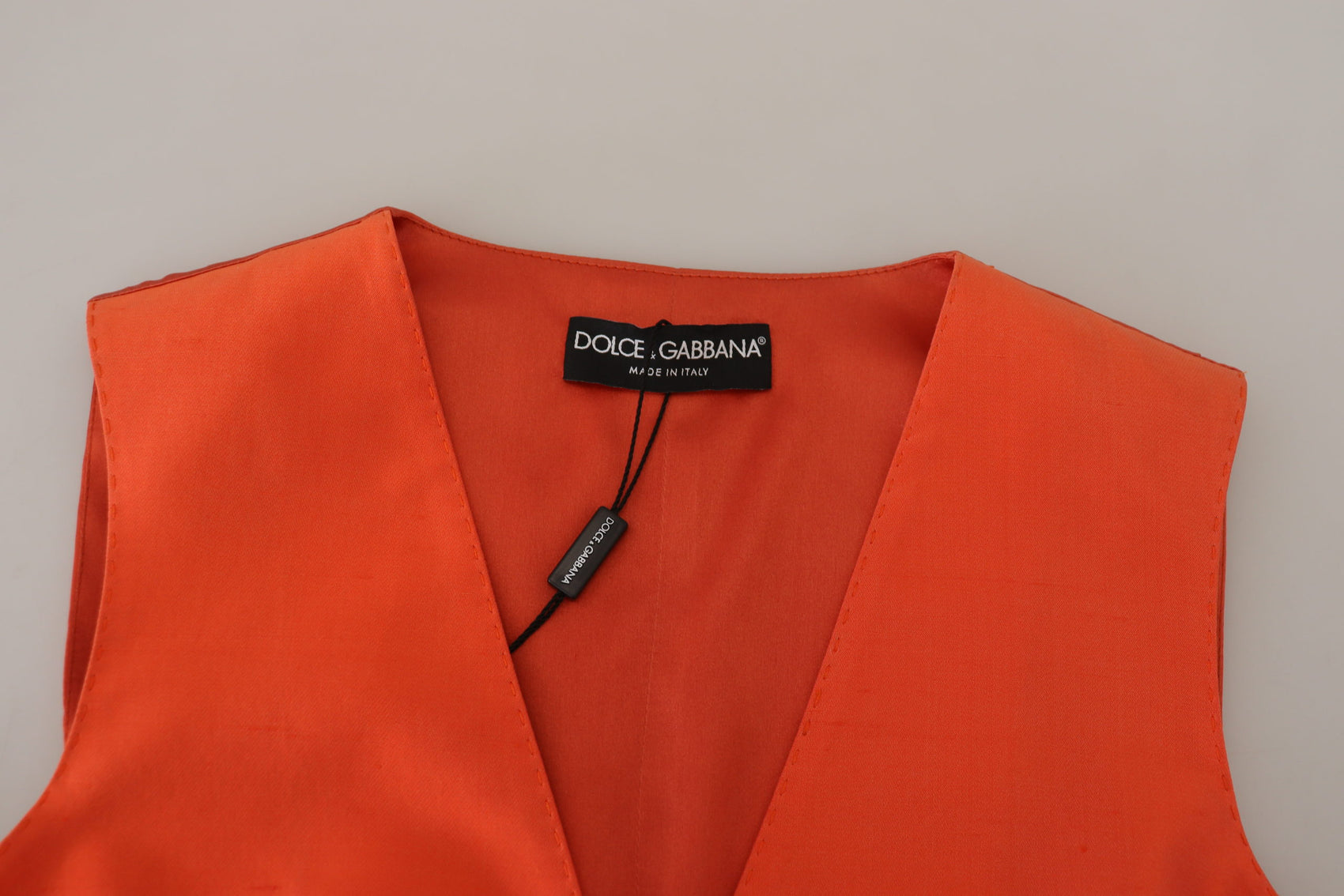 Elegante gilet in seta arancione
