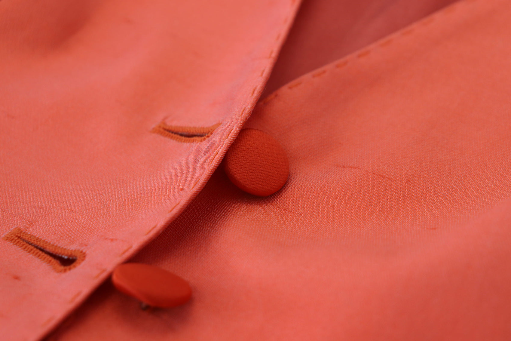 Elegante gilet in seta arancione