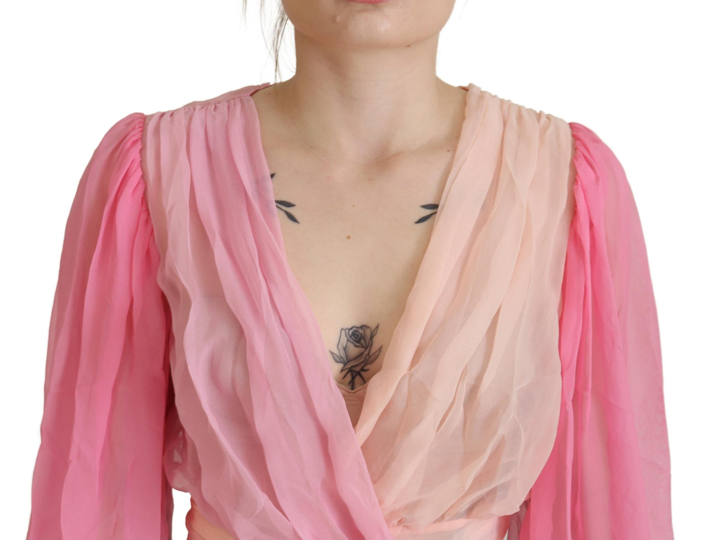 Blusa avvolgente in seta con scollo a V rosa