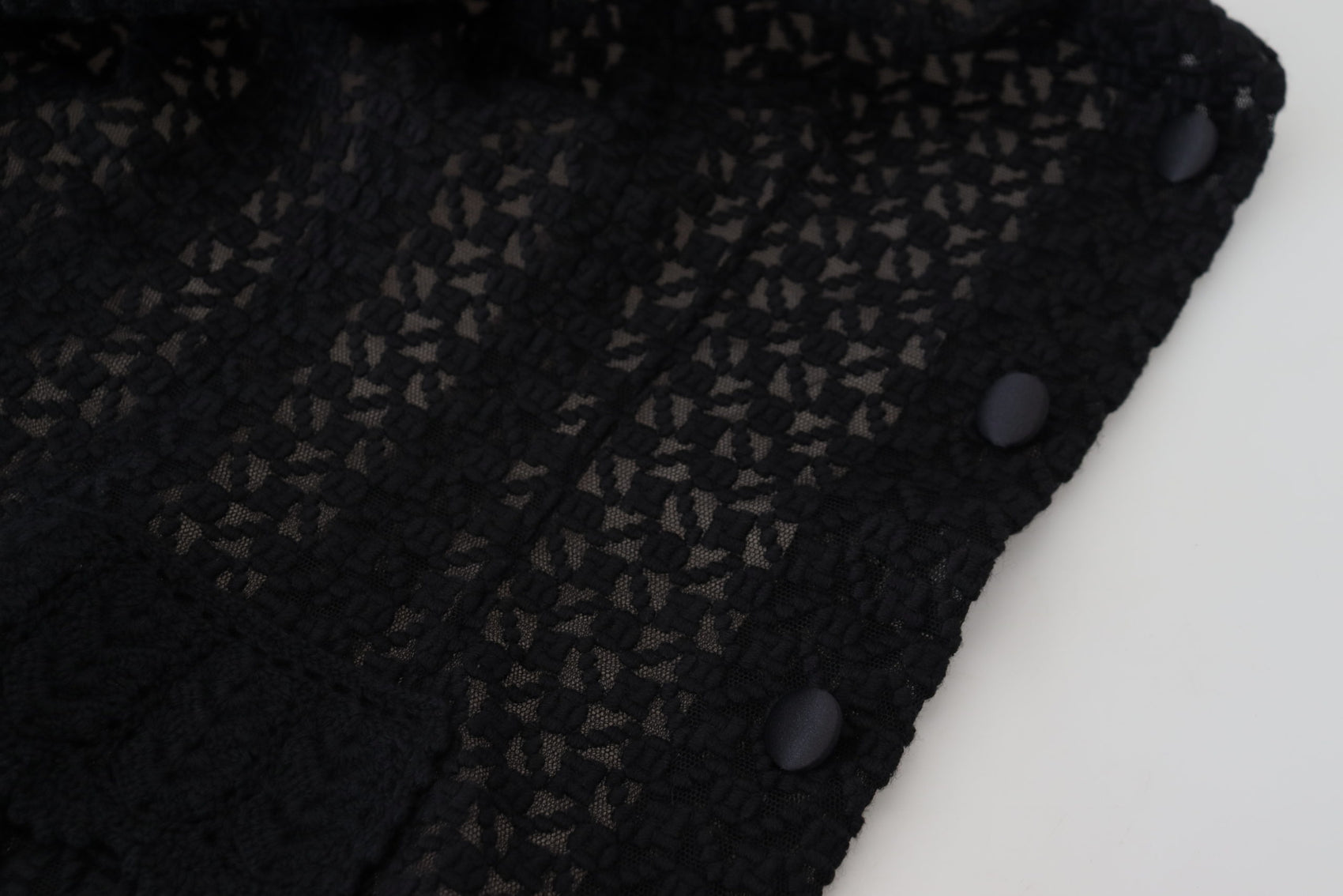 Elegante giacca con bottoni in misto lana nera