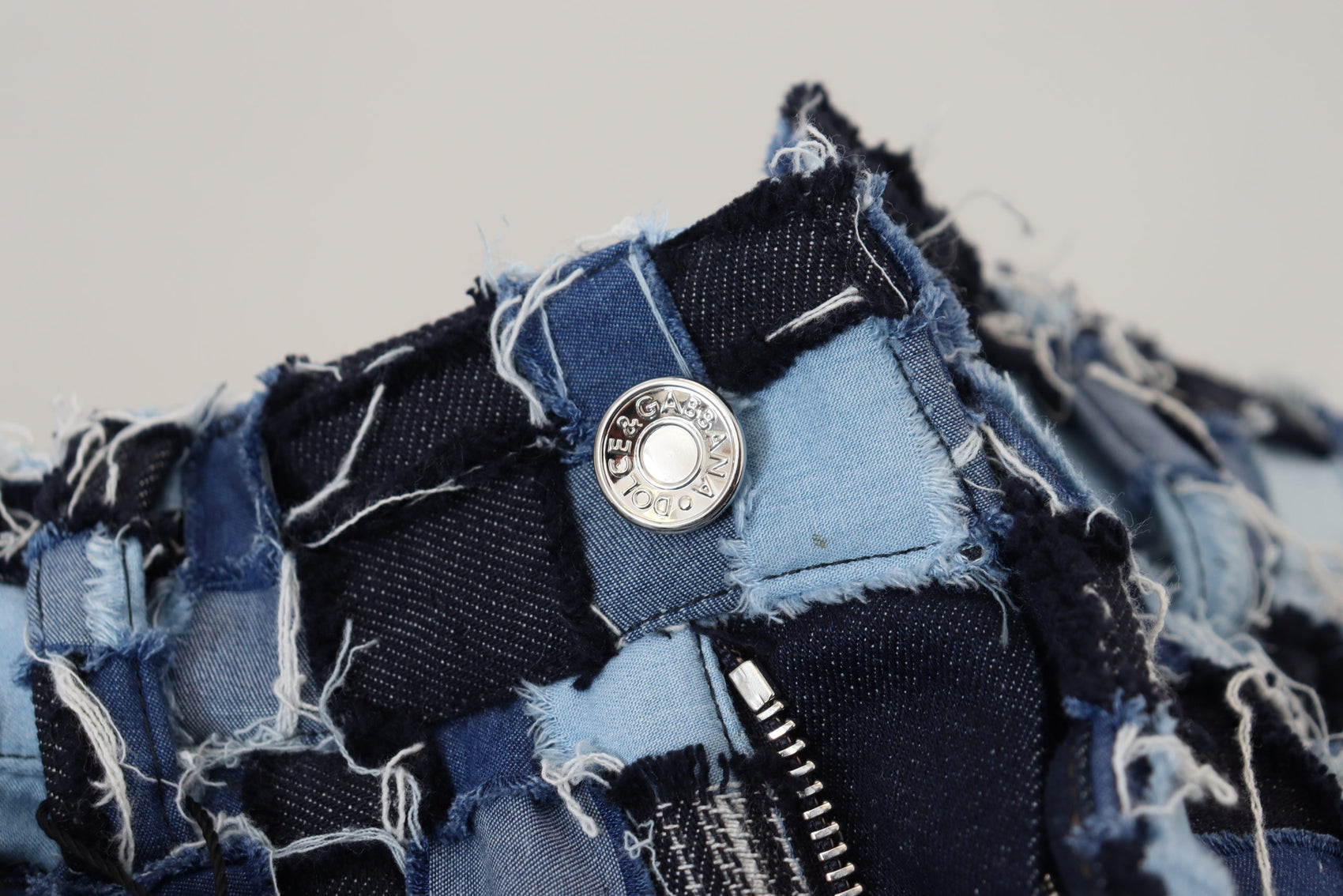 Mehrfarbige Skinny Jeans mit Patchwork und hoher Taille