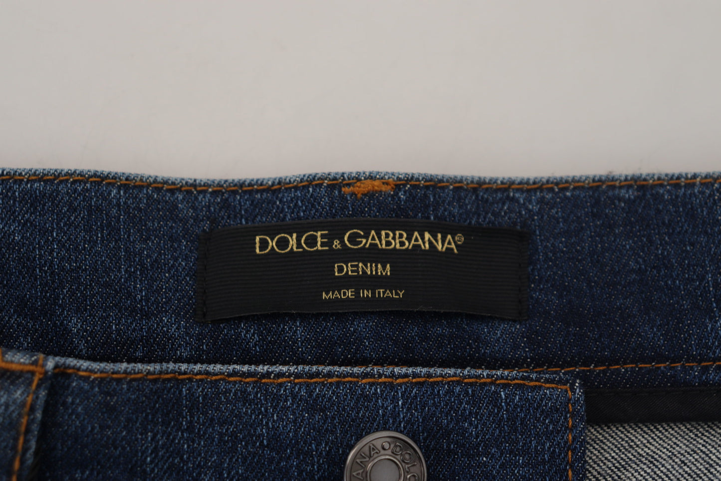 Elegante pizzo floreale davanti denim