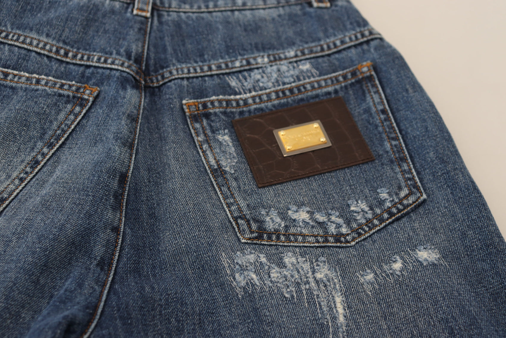 Elegante zerfetzte Jeans