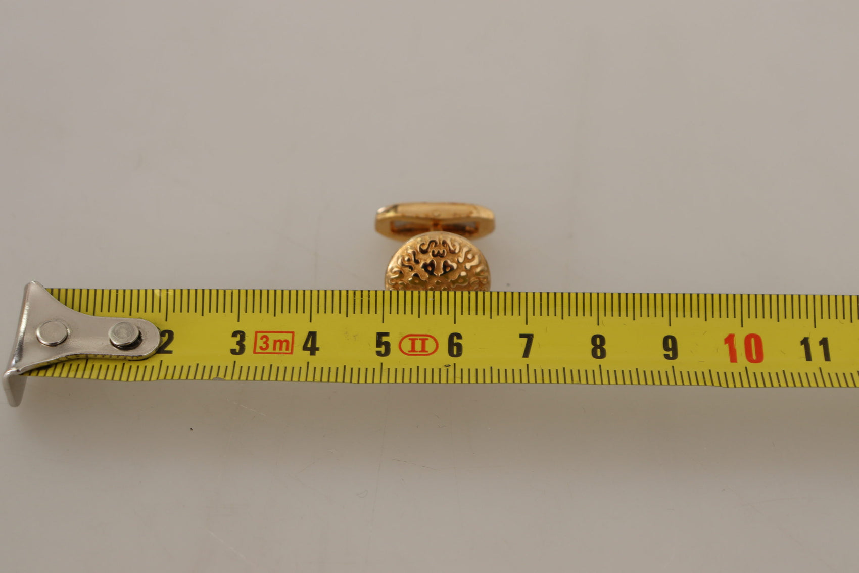 Eleganti gemelli da uomo in ottone placcato oro