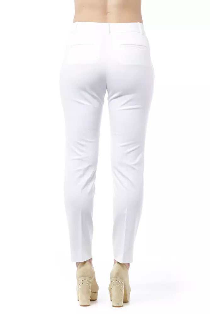 Schicke Zigarettenhose mit hoher Taille