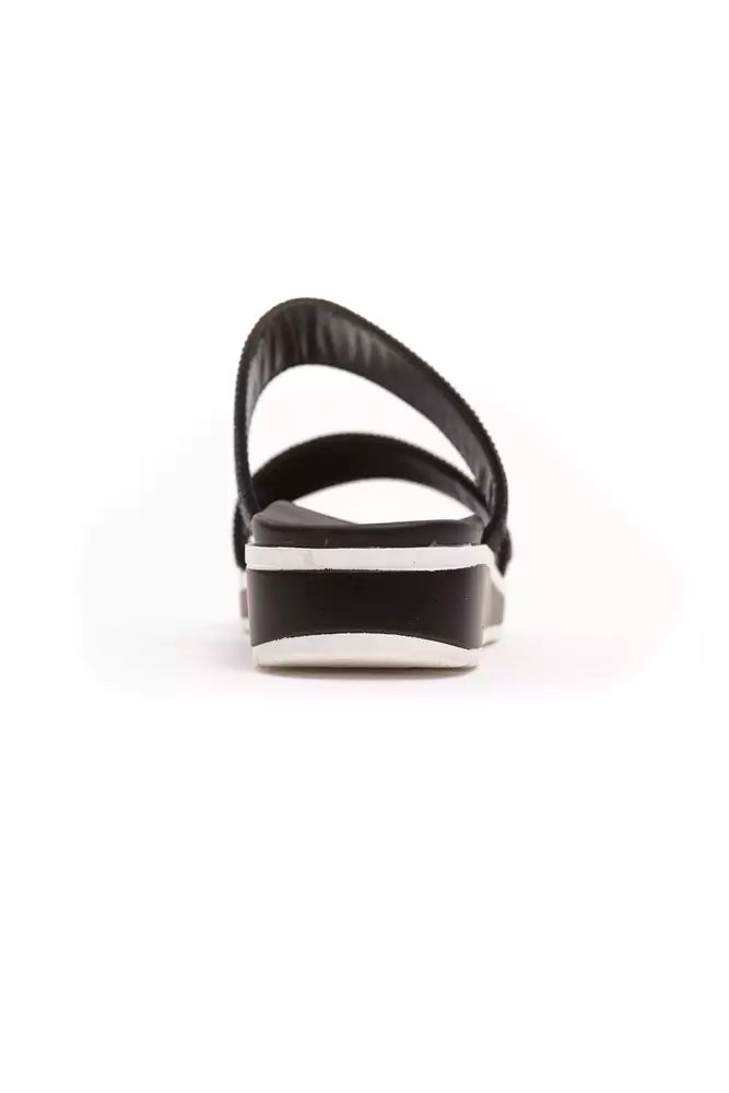 Schicke niedrige Sandalen mit Strass und zwei Riemen