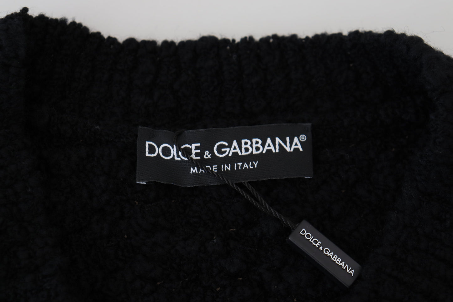 Eleganter schwarzer Pullover aus Wollmischung mit V-Ausschnitt