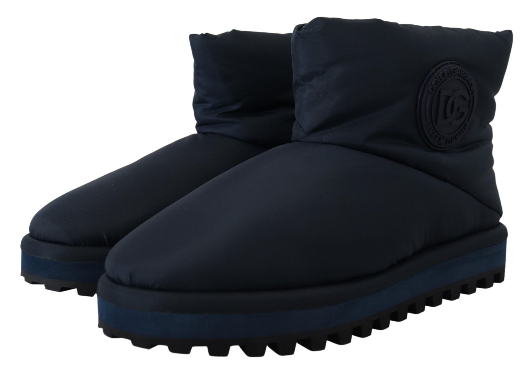 Elegante knöchelhohe blaue Stiefel für einen anspruchsvollen Stil