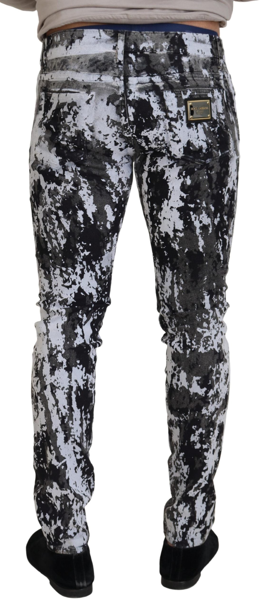 Mehrfarbiges Tie-Dye-Denim-Spektakel
