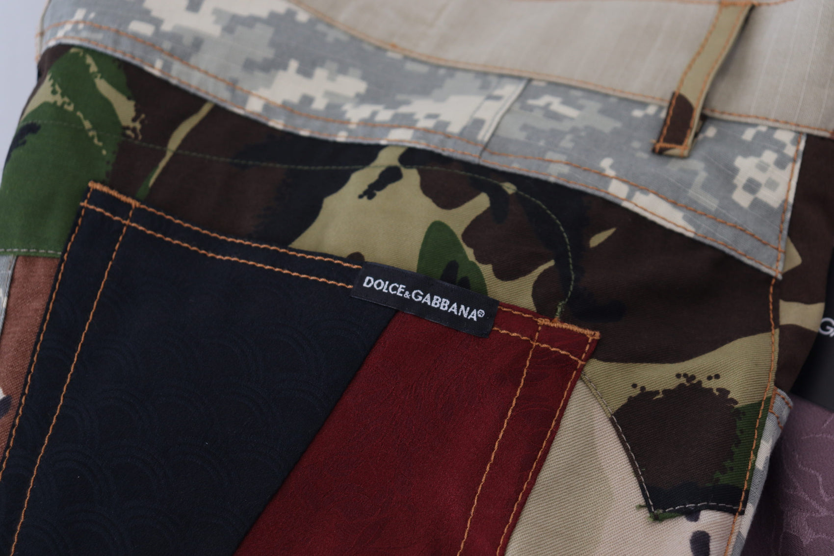 Patchwork-Jeans aus Seidenmischung mit hohem Denimanteil