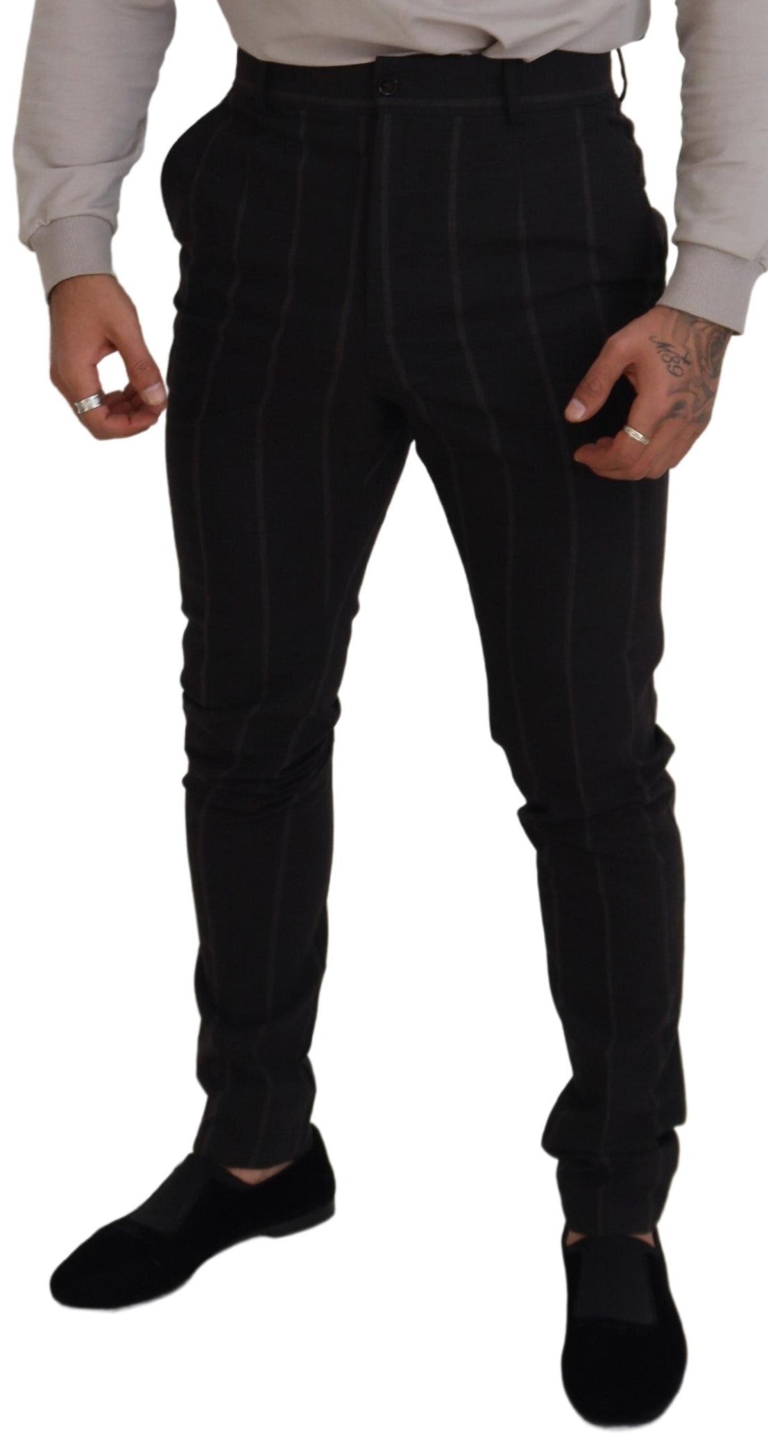 Elegante schwarz gestreifte Chinohose