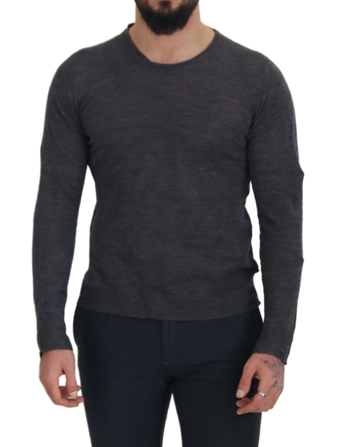 Eleganter grauer Pullover mit Rundhalsausschnitt