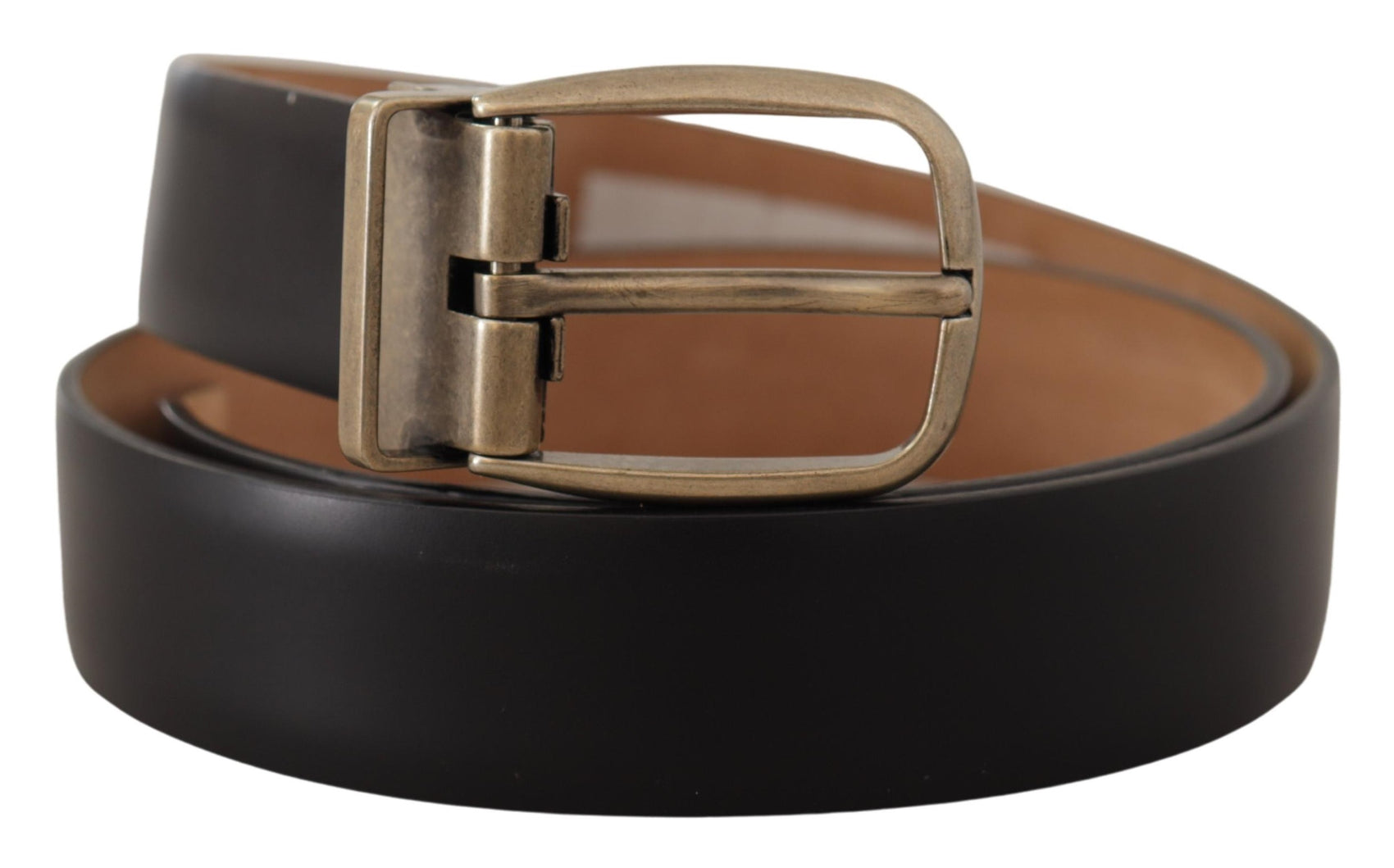 Elegante cintura in pelle nera con fibbia in metallo