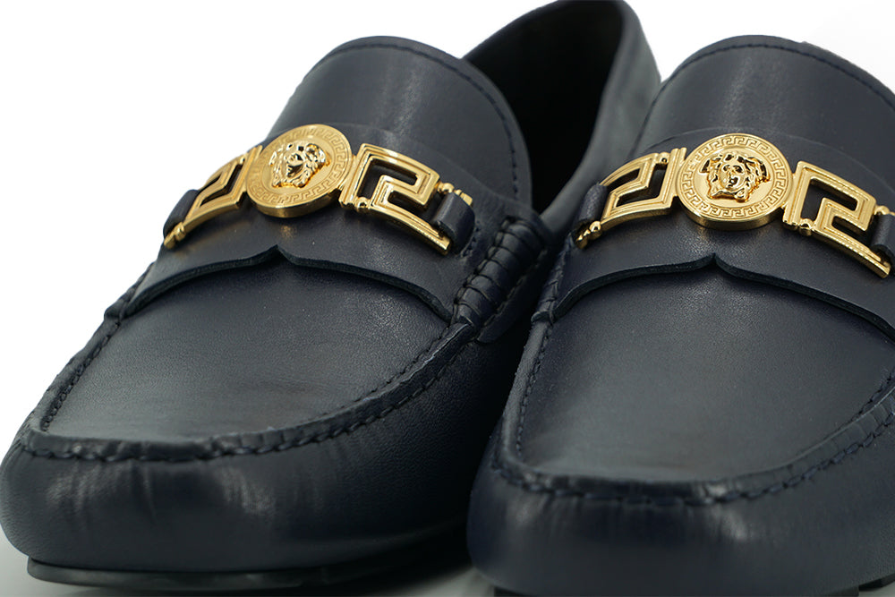 Elegante Loafer aus marineblauem Kalbsleder