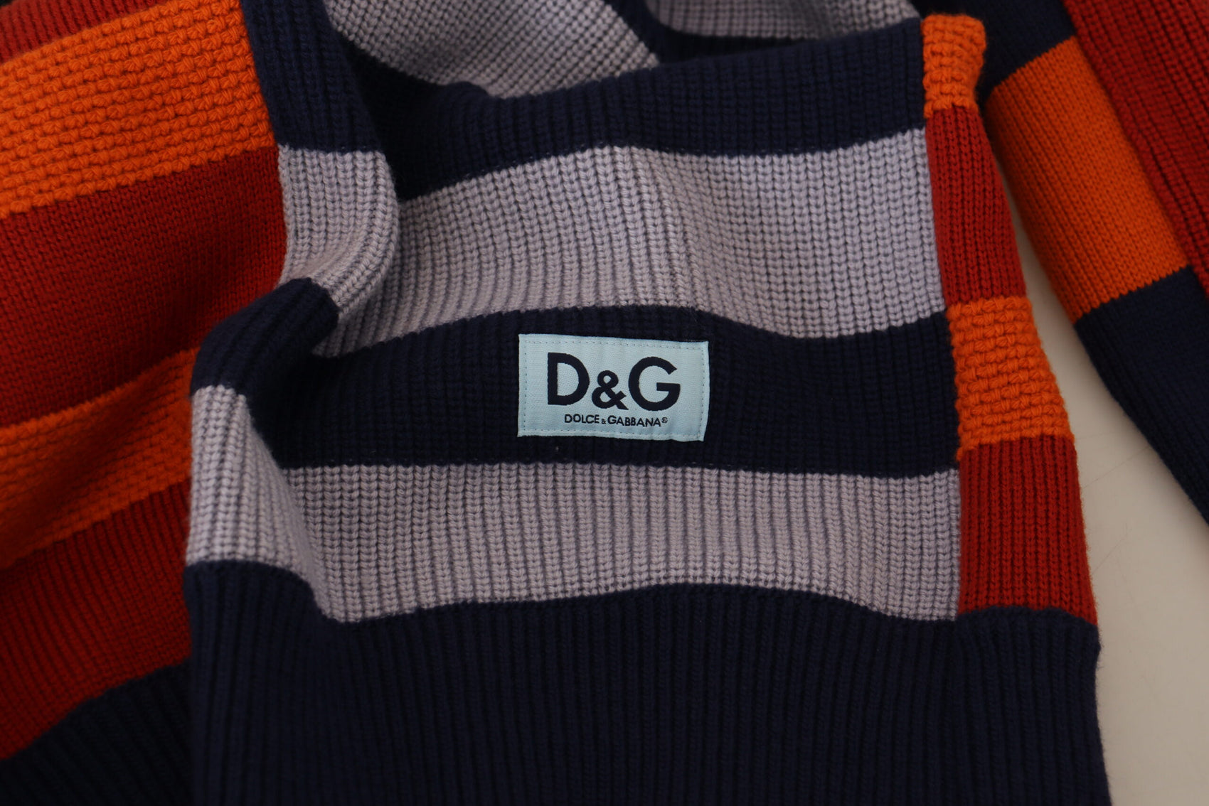 Maglione pullover a righe multicolori