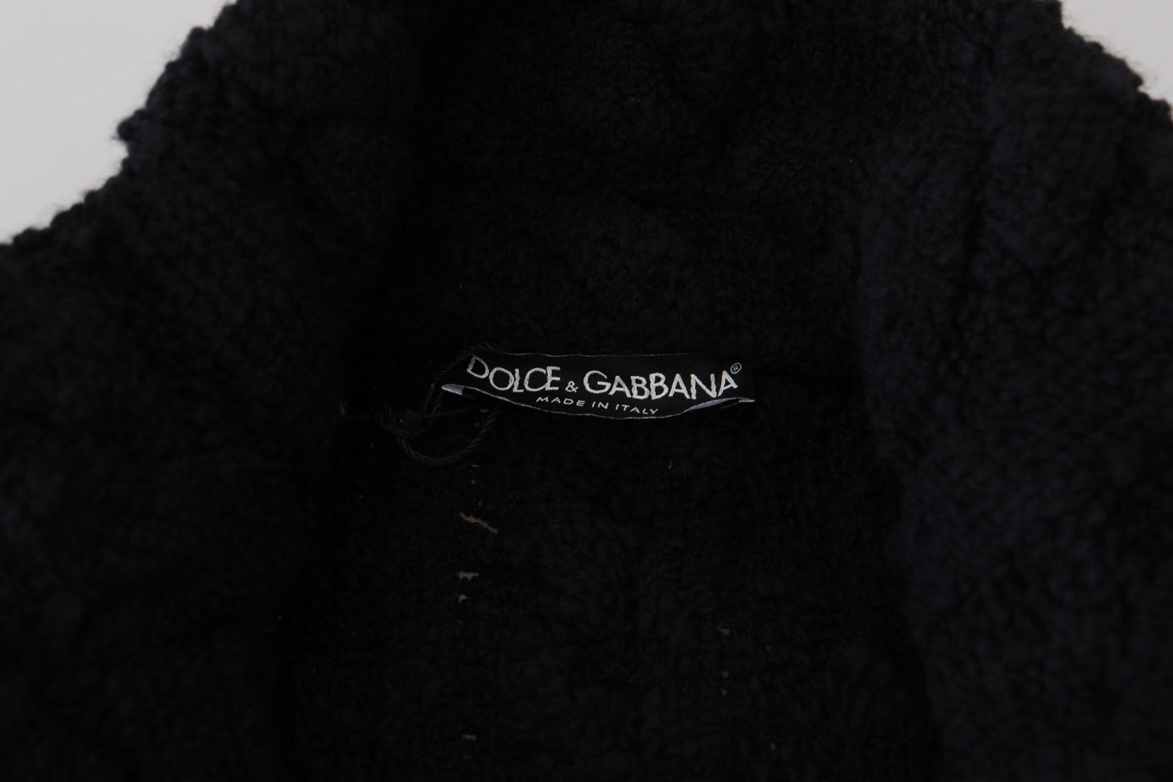 Elegante cardigan nero in misto lana e cashmere