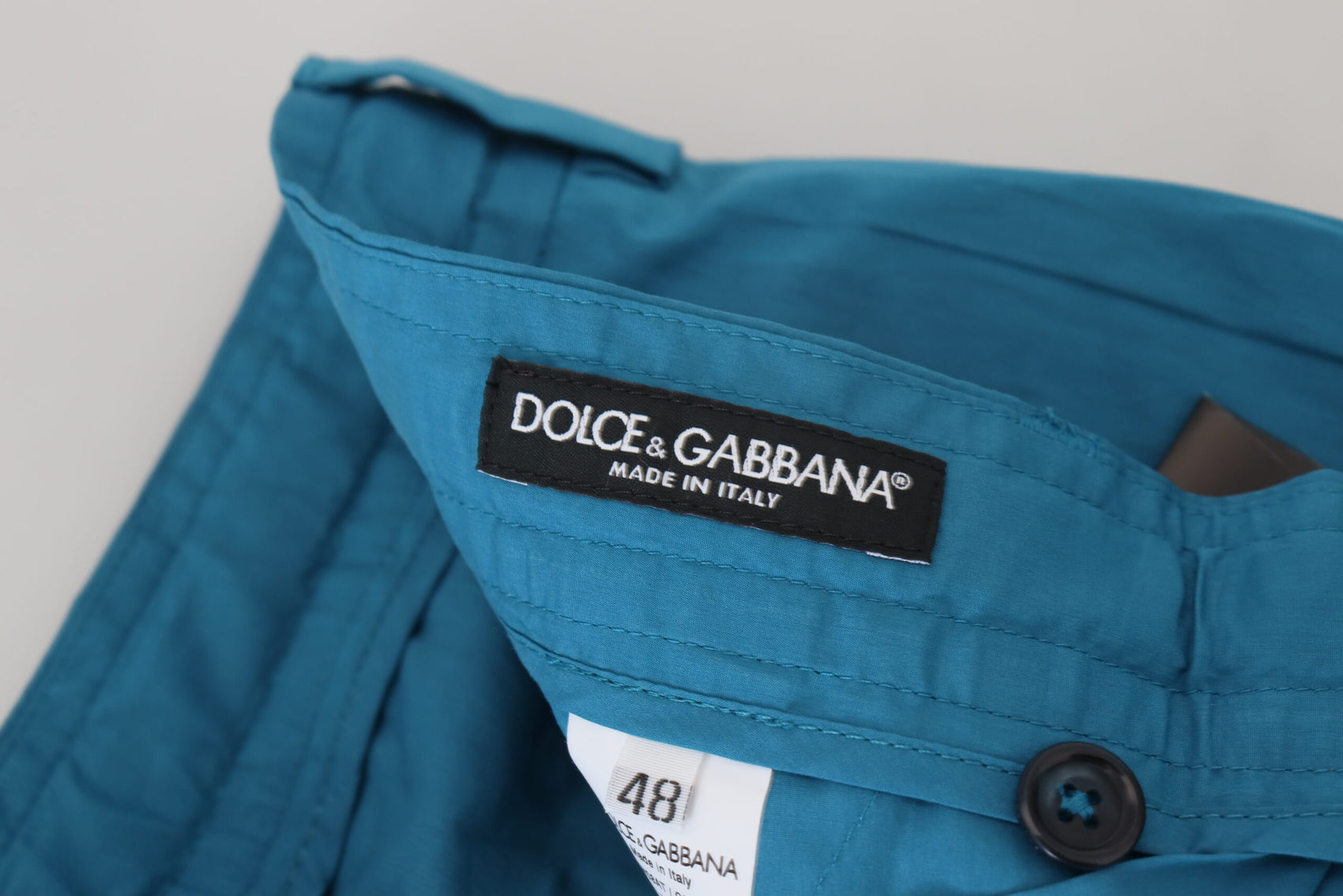 Lässige blaue Chinohose
