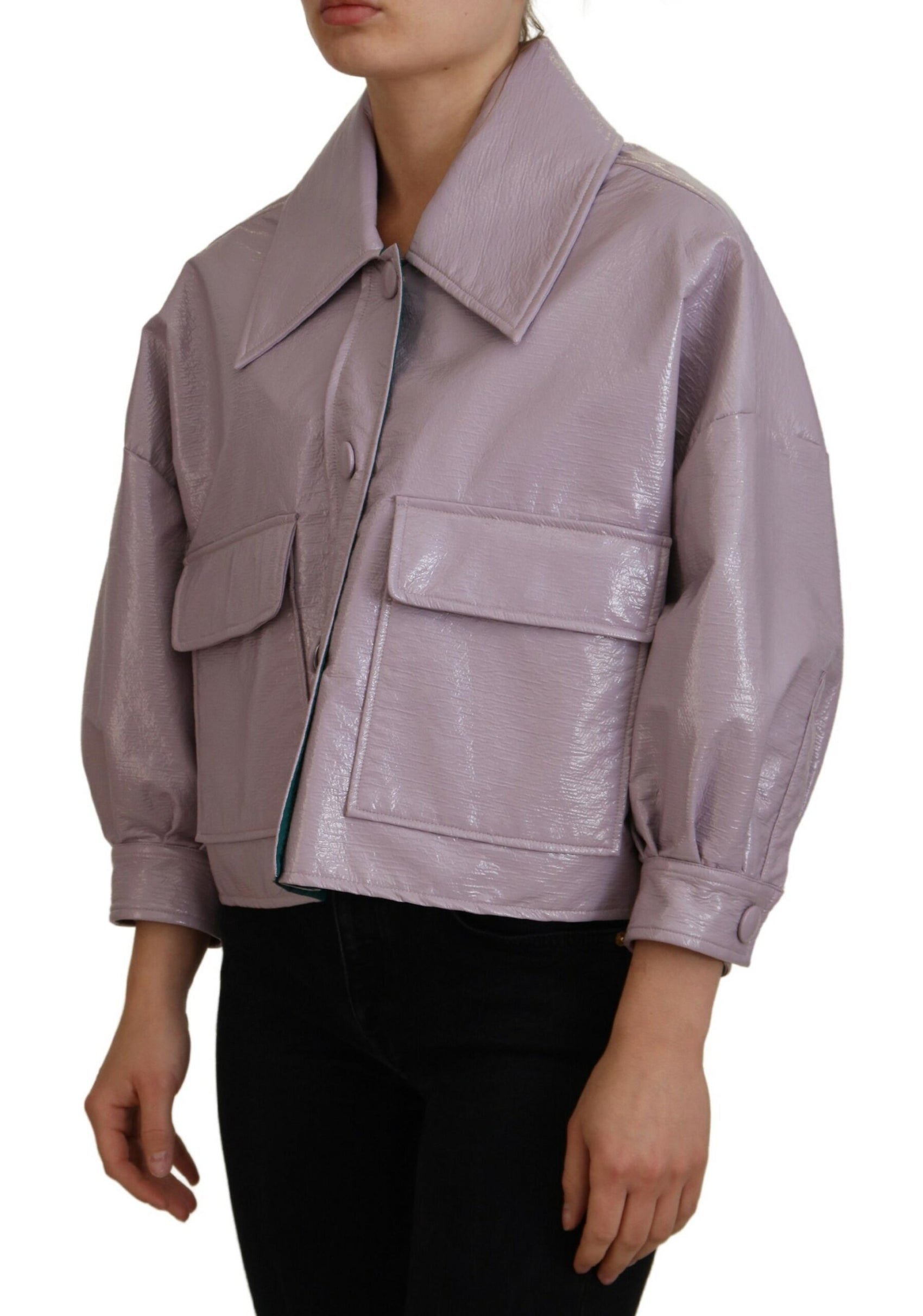 Giacca corta viola chic - Una dichiarazione di stile