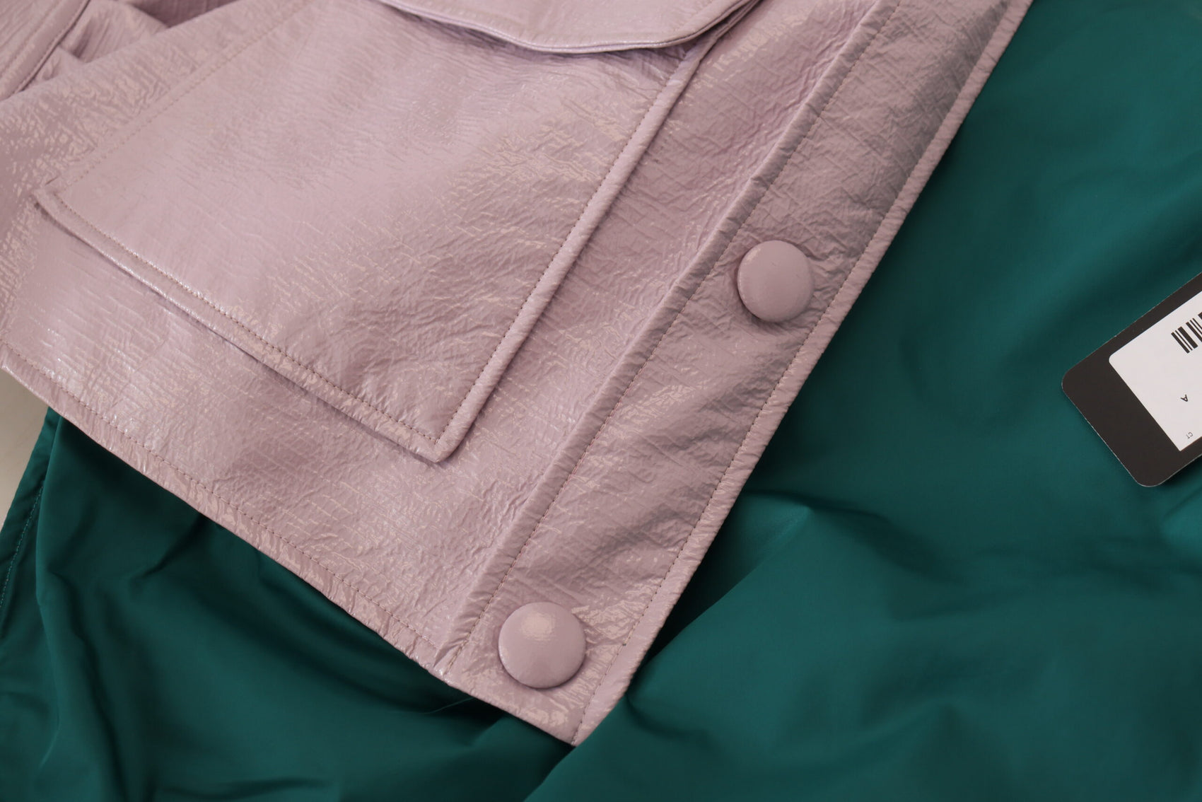 Giacca corta viola chic - Una dichiarazione di stile