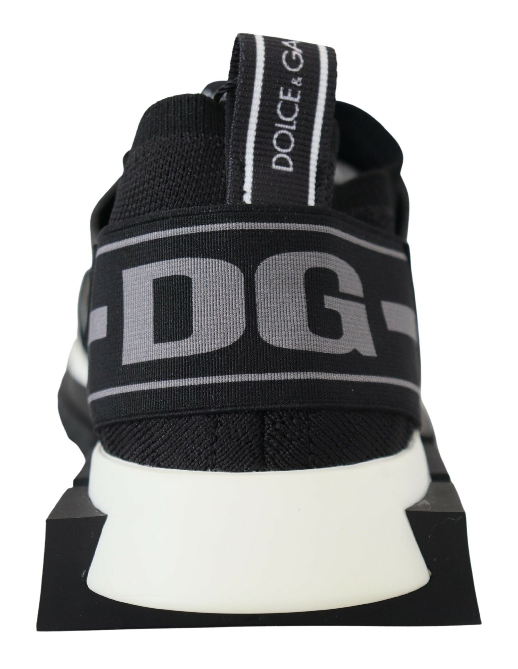 Schicke Sorrento Slip-On-Sneaker in Monochrom