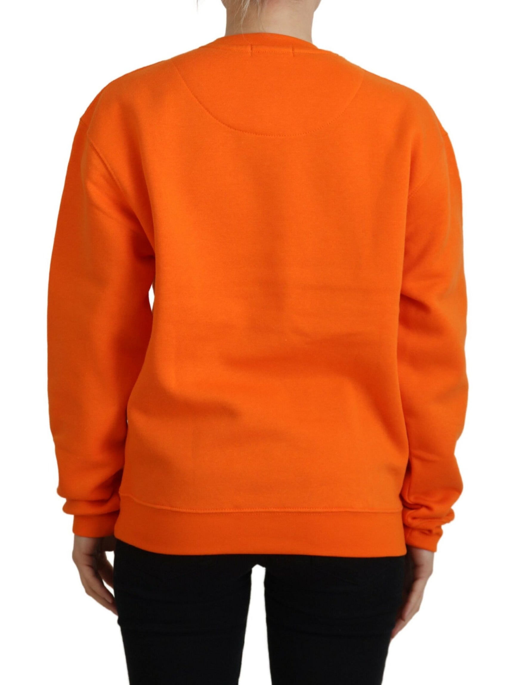 Schicker orangefarbener Pullover mit langen Ärmeln und Aufdruck