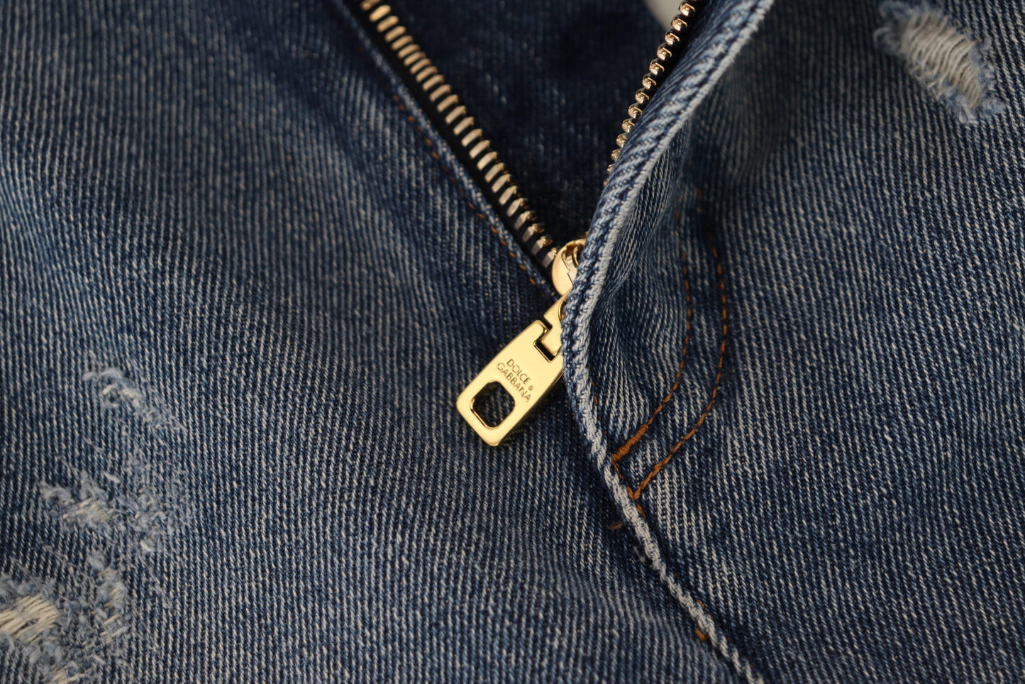 Eleganti jeans skinny a vita alta
