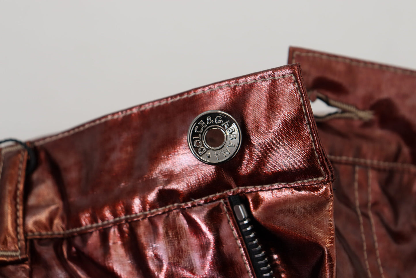 Skinny Jeans mit hoher Taille in Metallic-Bronze