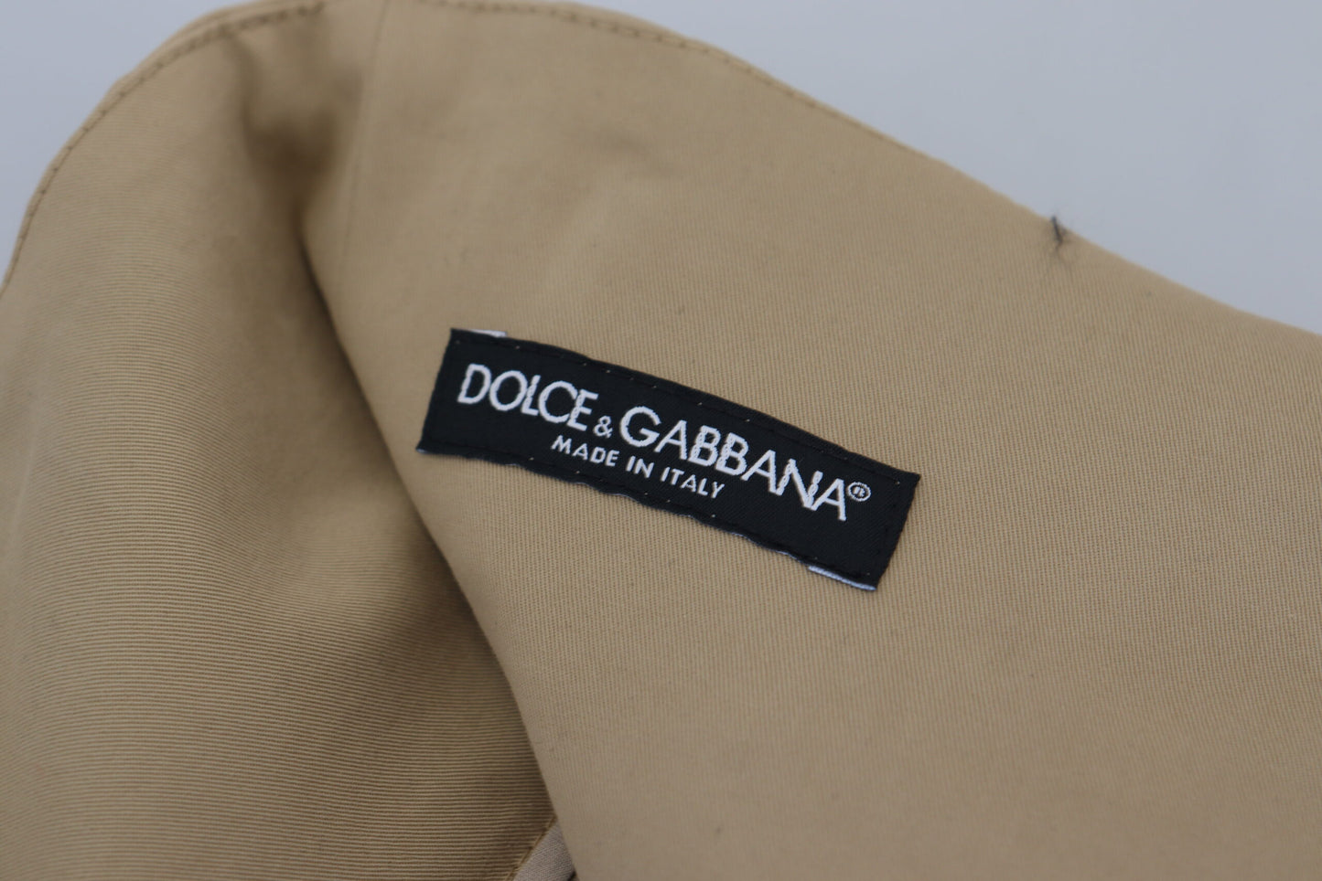 Pantaloni eleganti affusolati a vita alta