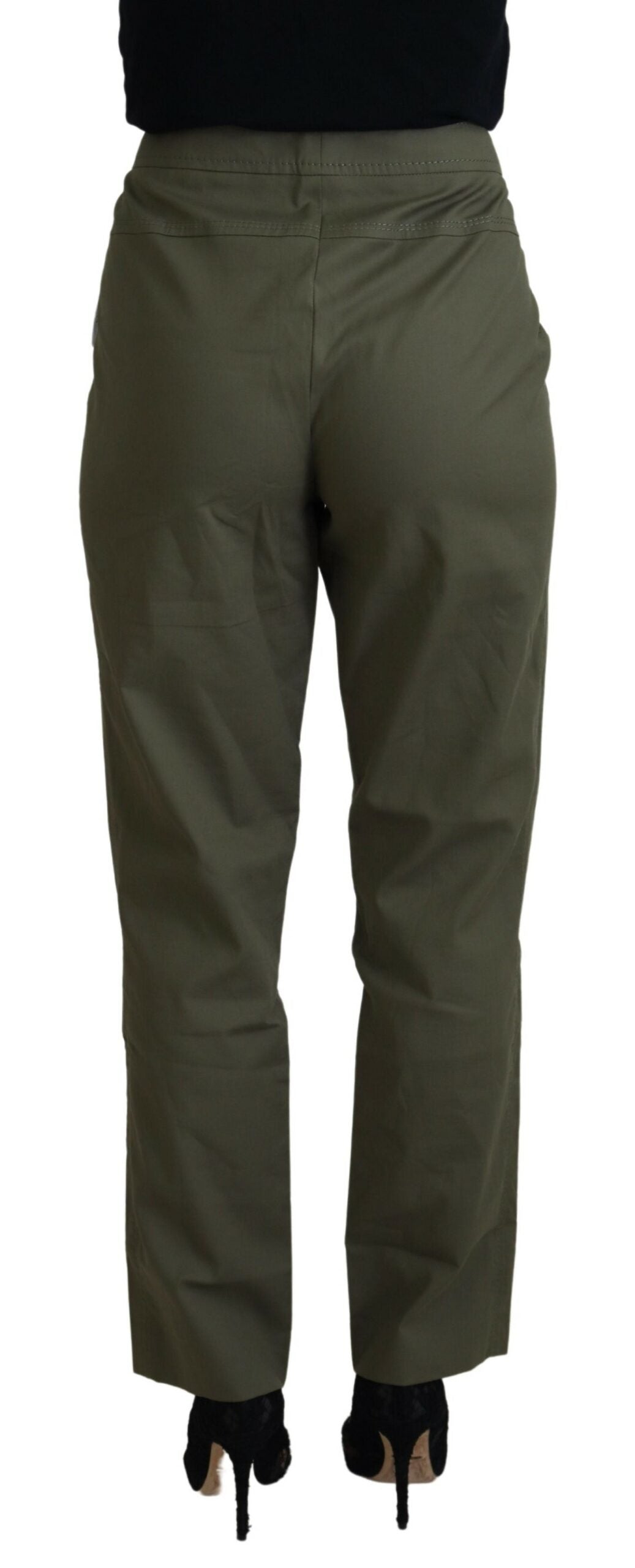 Elegante, schmal zulaufende grüne Hose – Schicke Alltagskleidung