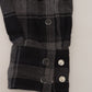 Elegantes schwarz-graues Button-Down-Hemd