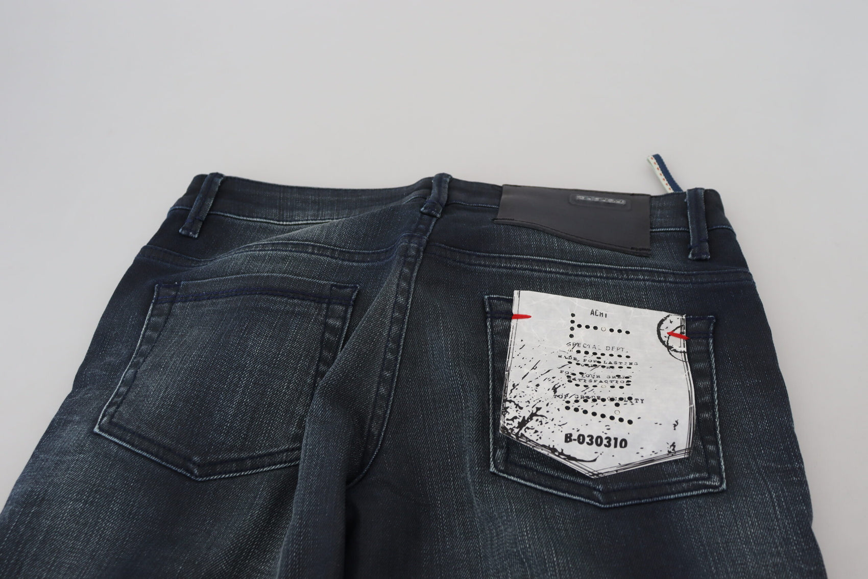 Schicke Slim Fit Jeans mit niedriger Taille