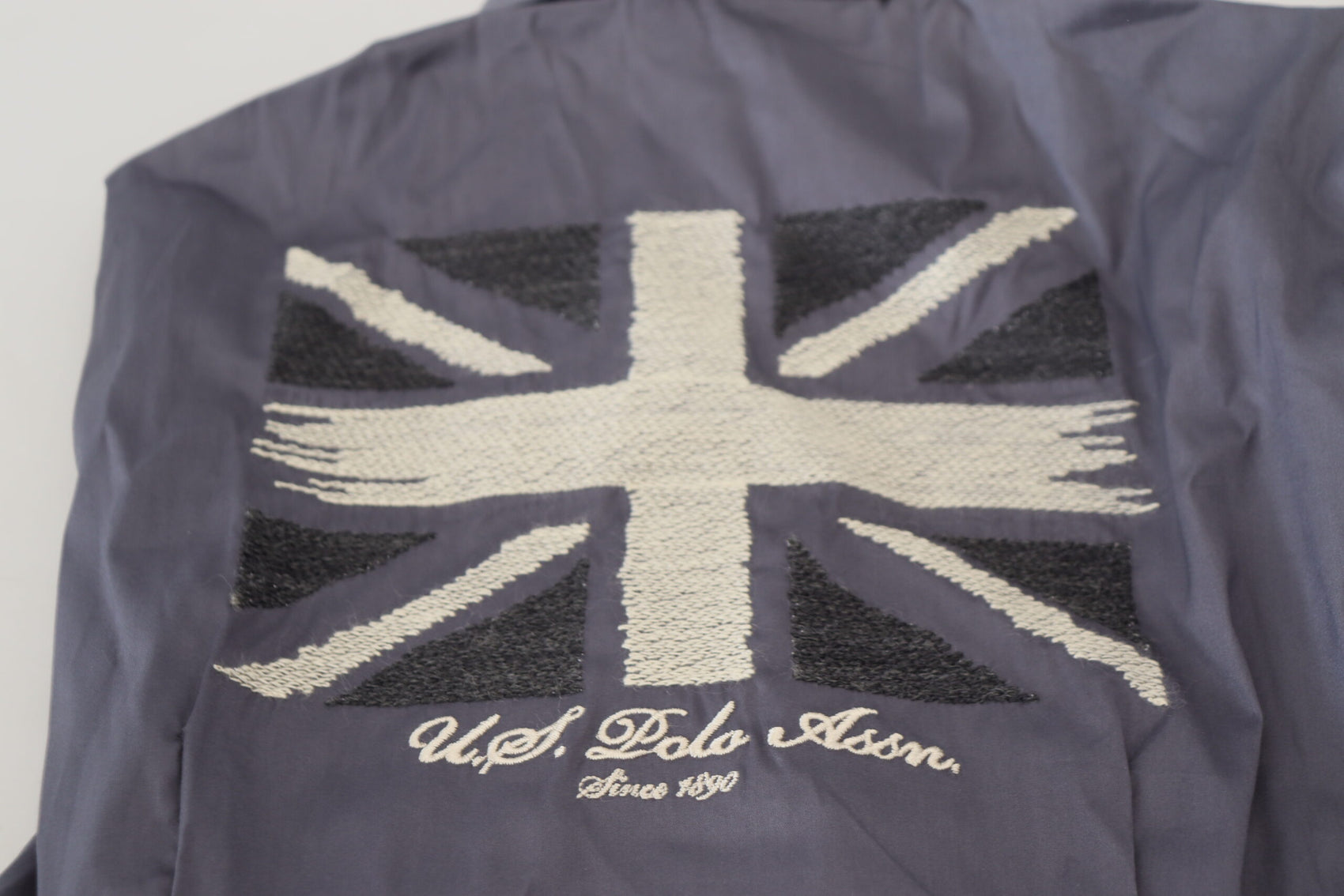 Elegantes graues Langarm-Poloshirt