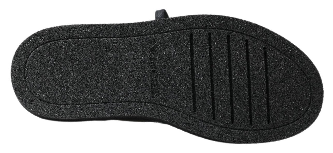 Elegante Stiefeletten mit silbernem Kettendetail