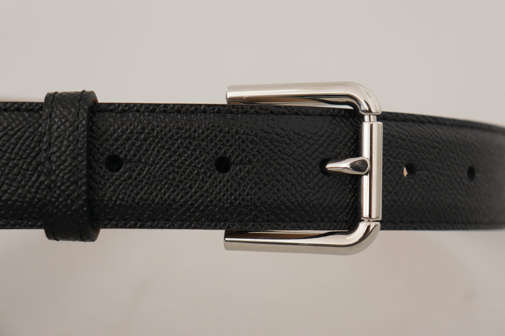 Cintura in vera pelle nera elegante