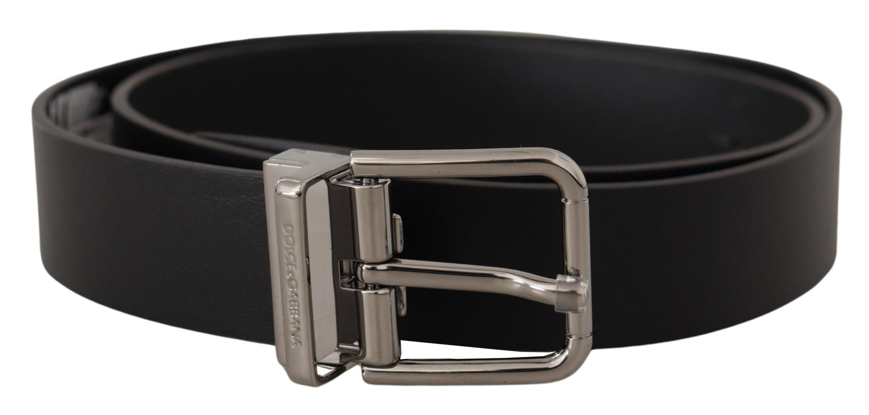 Cintura in pelle nera elegante con fibbia in metallo