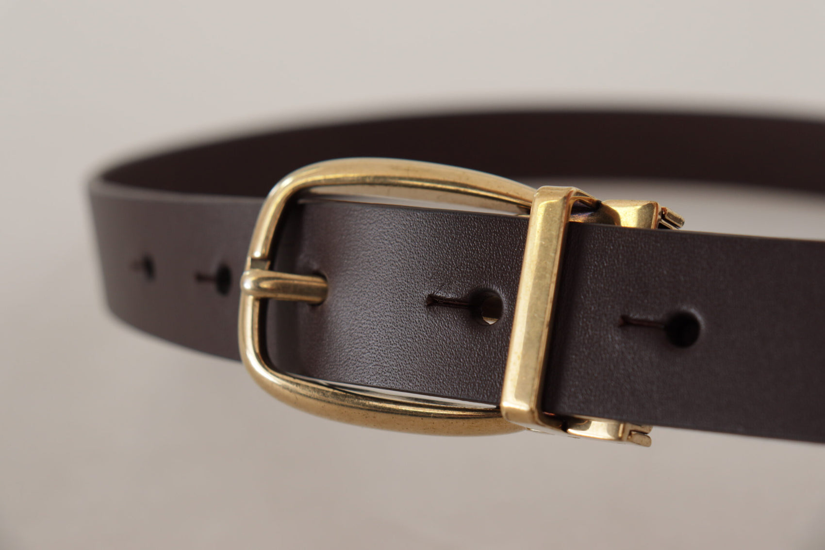 Elegante cintura in pelle marrone scuro
