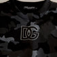 Eleganter schwarzer Camouflage-Pullover
