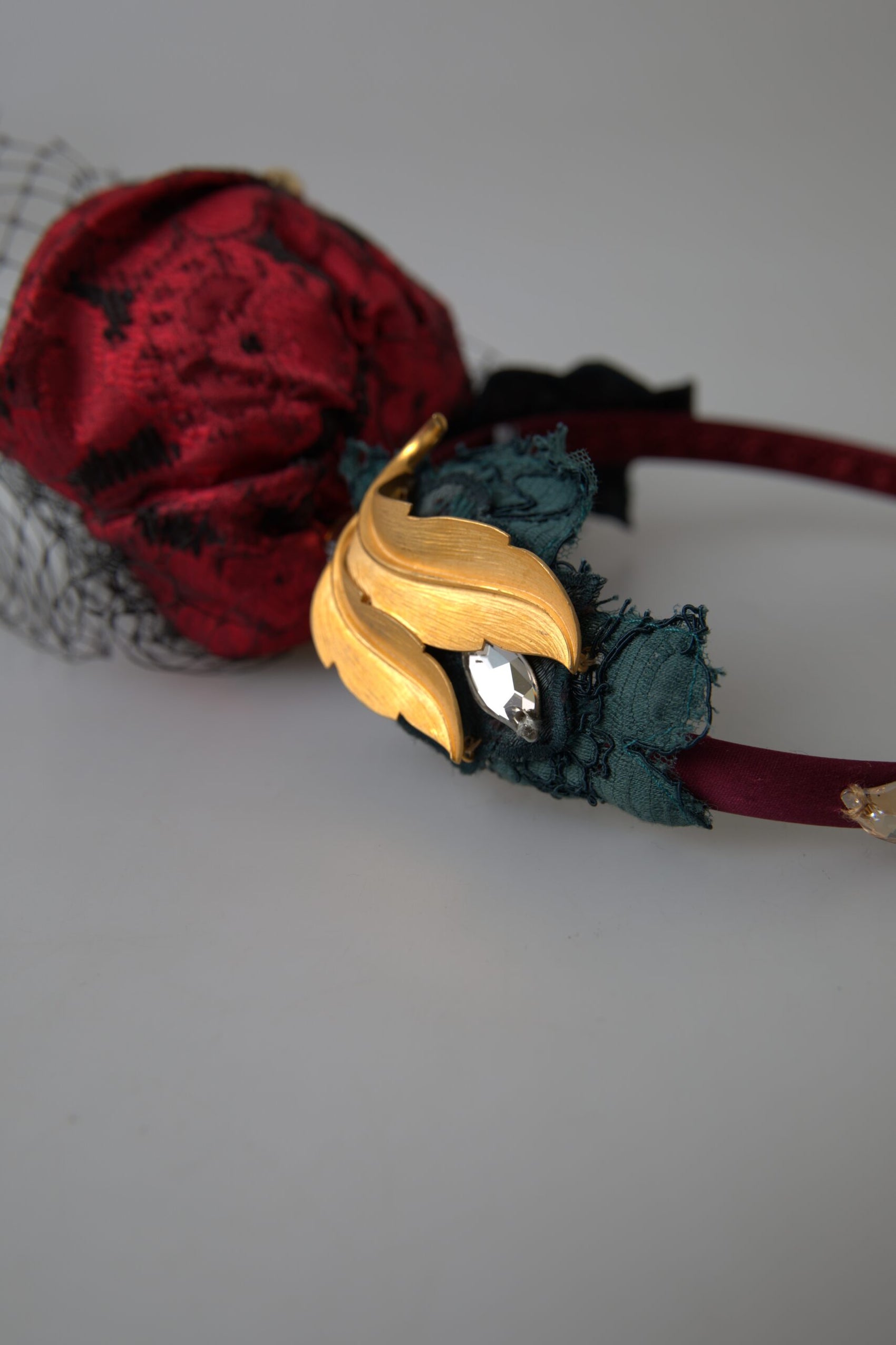 Verzaubertes Rosenkristall-Stirnband-Diadem