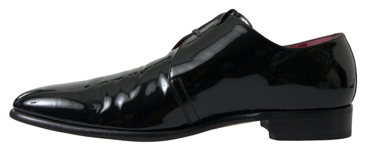 Eleganti scarpe formali da uomo in vernice nera