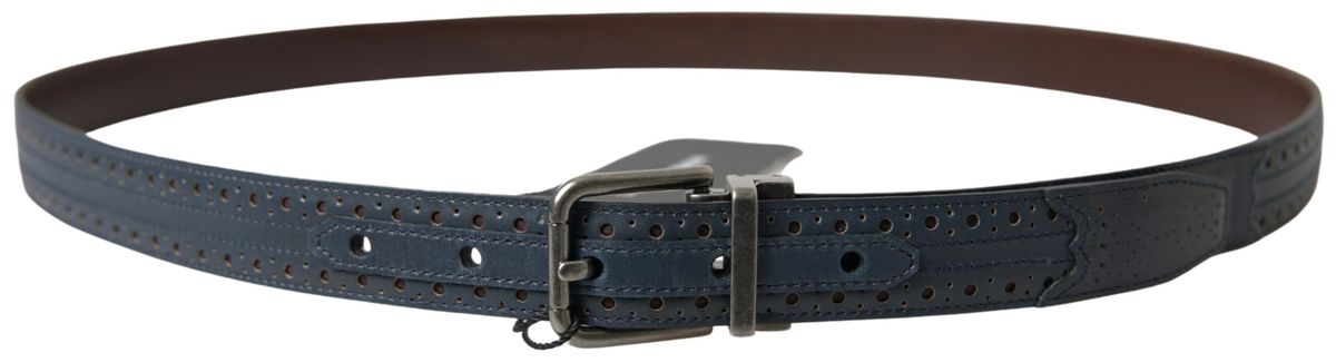 Elegante cintura in pelle blu con fibbia in metallo