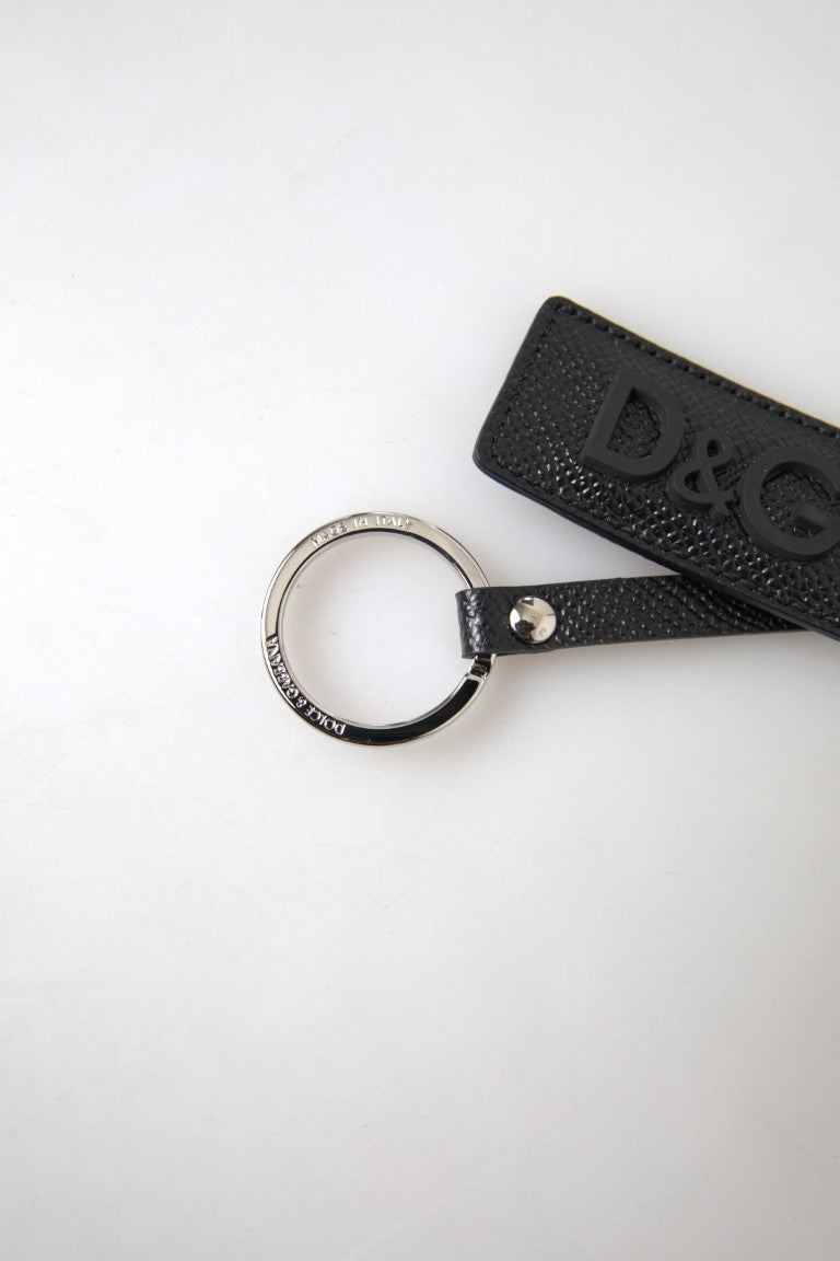 Elegante accessorio portachiavi in ​​pelle nera