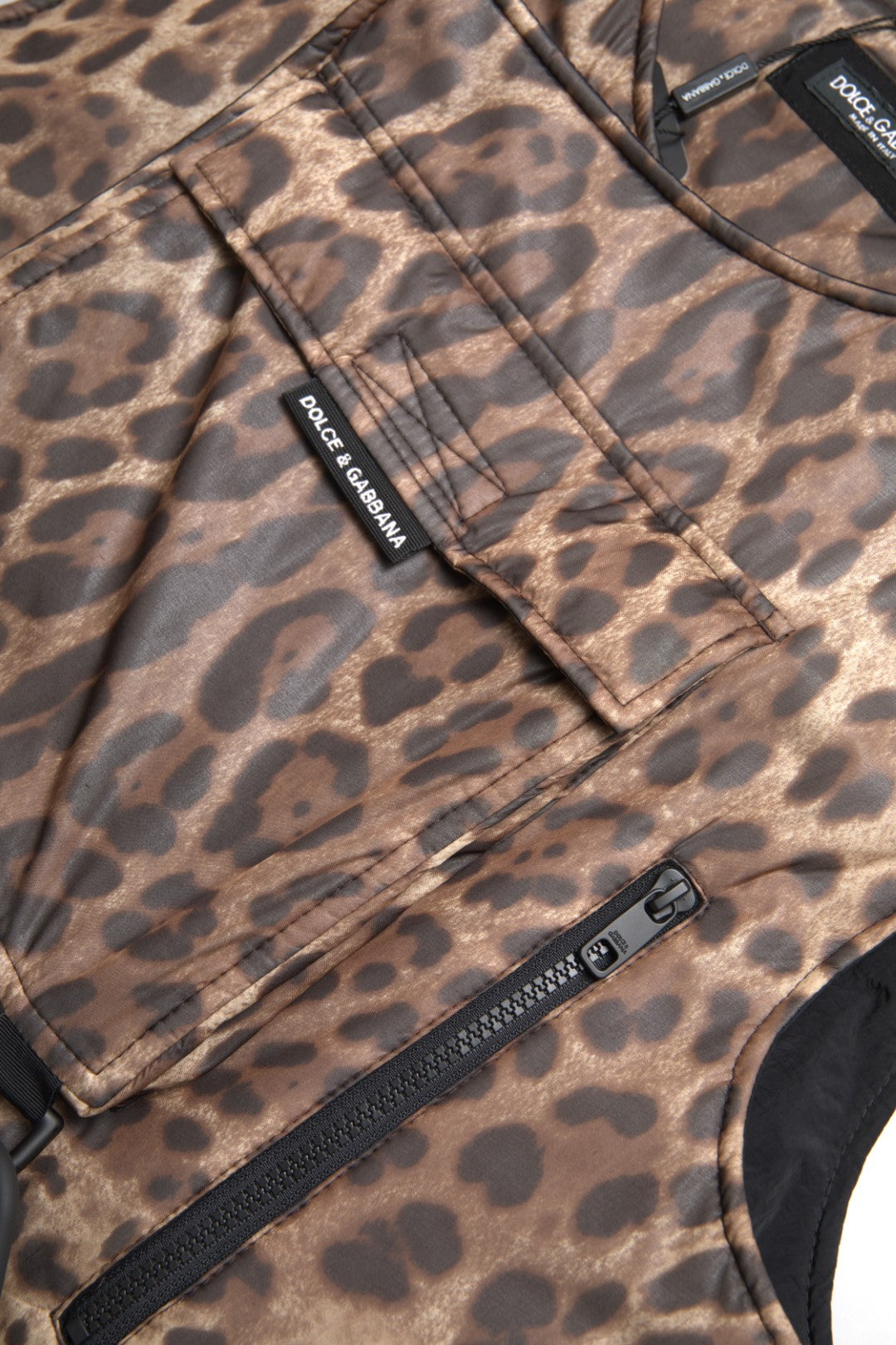 Seidenweste mit Leopardenmuster, exklusive Sportbekleidung