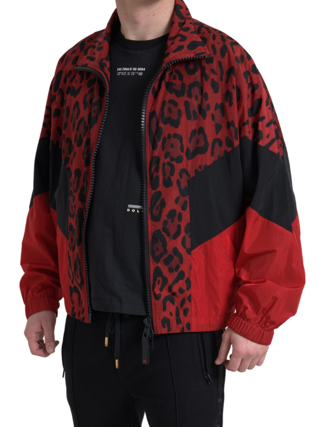 Giacca con cerniera e leopardo rosso