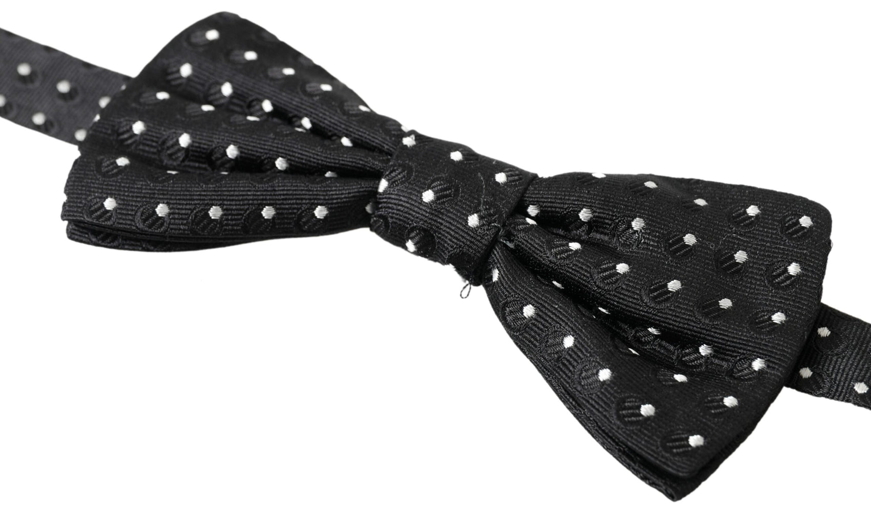 Elegante papillon in seta nera