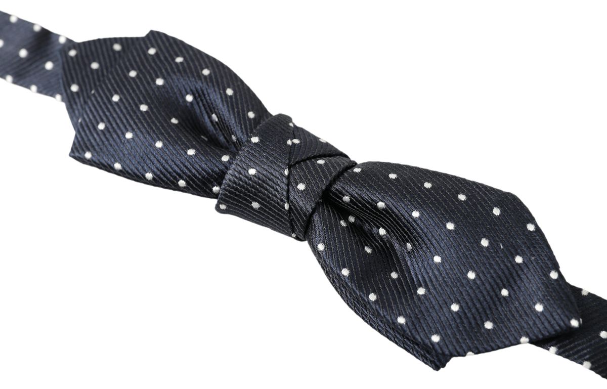 Elegante papillon in seta blu