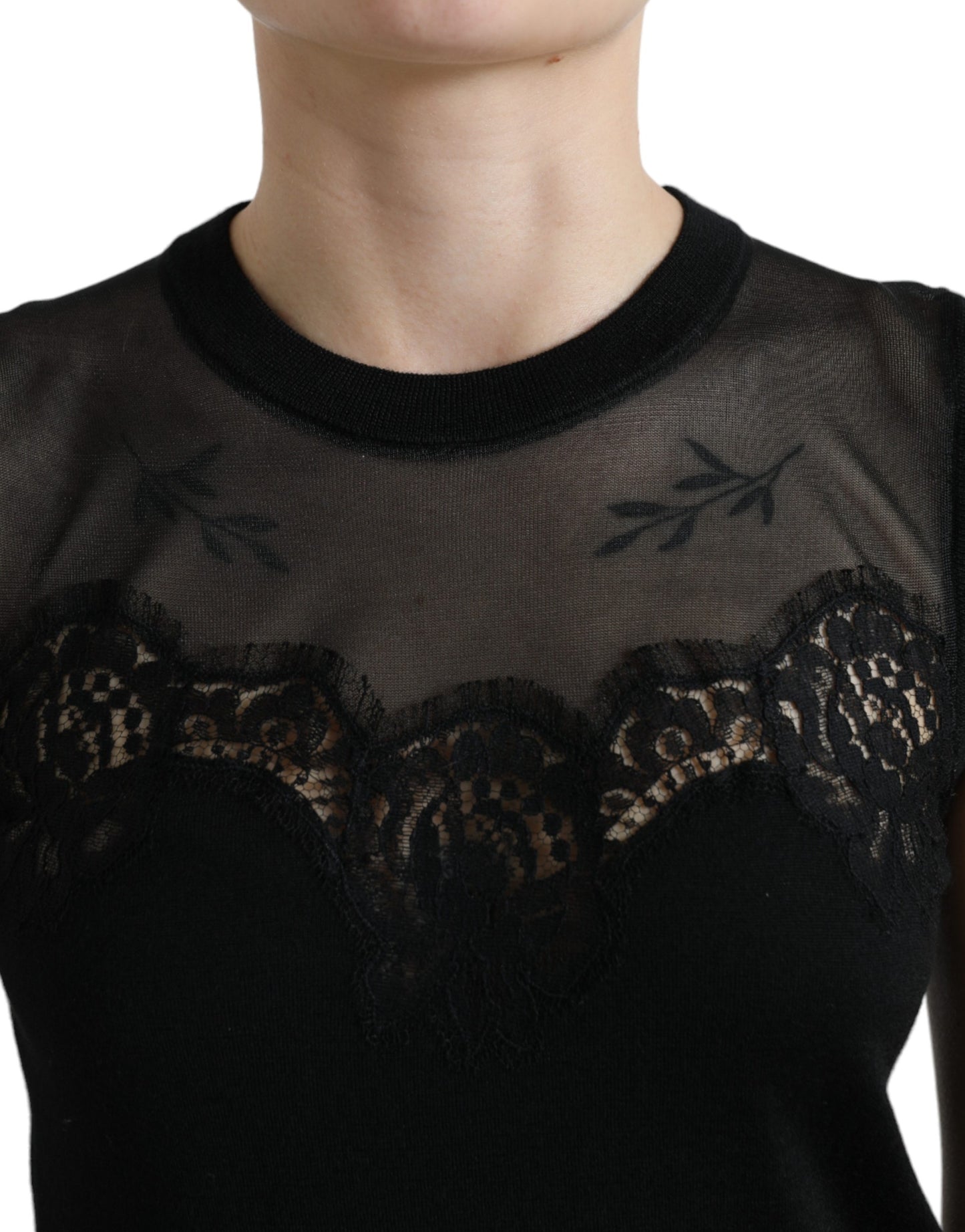 Elegante canotta senza maniche con pizzo