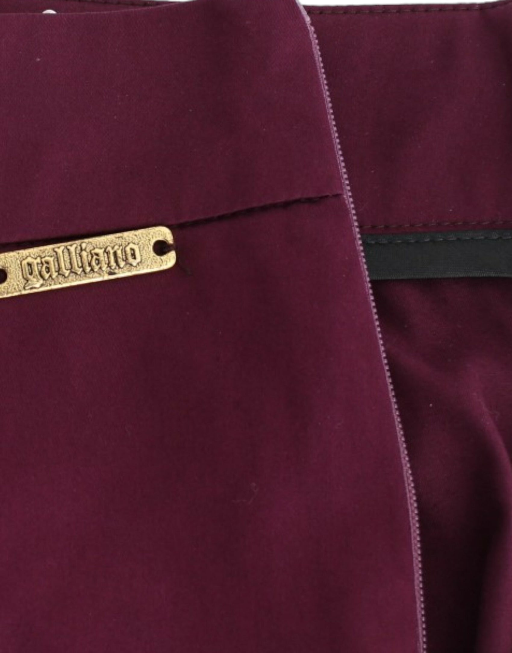 Elegante violette Slim-Hose