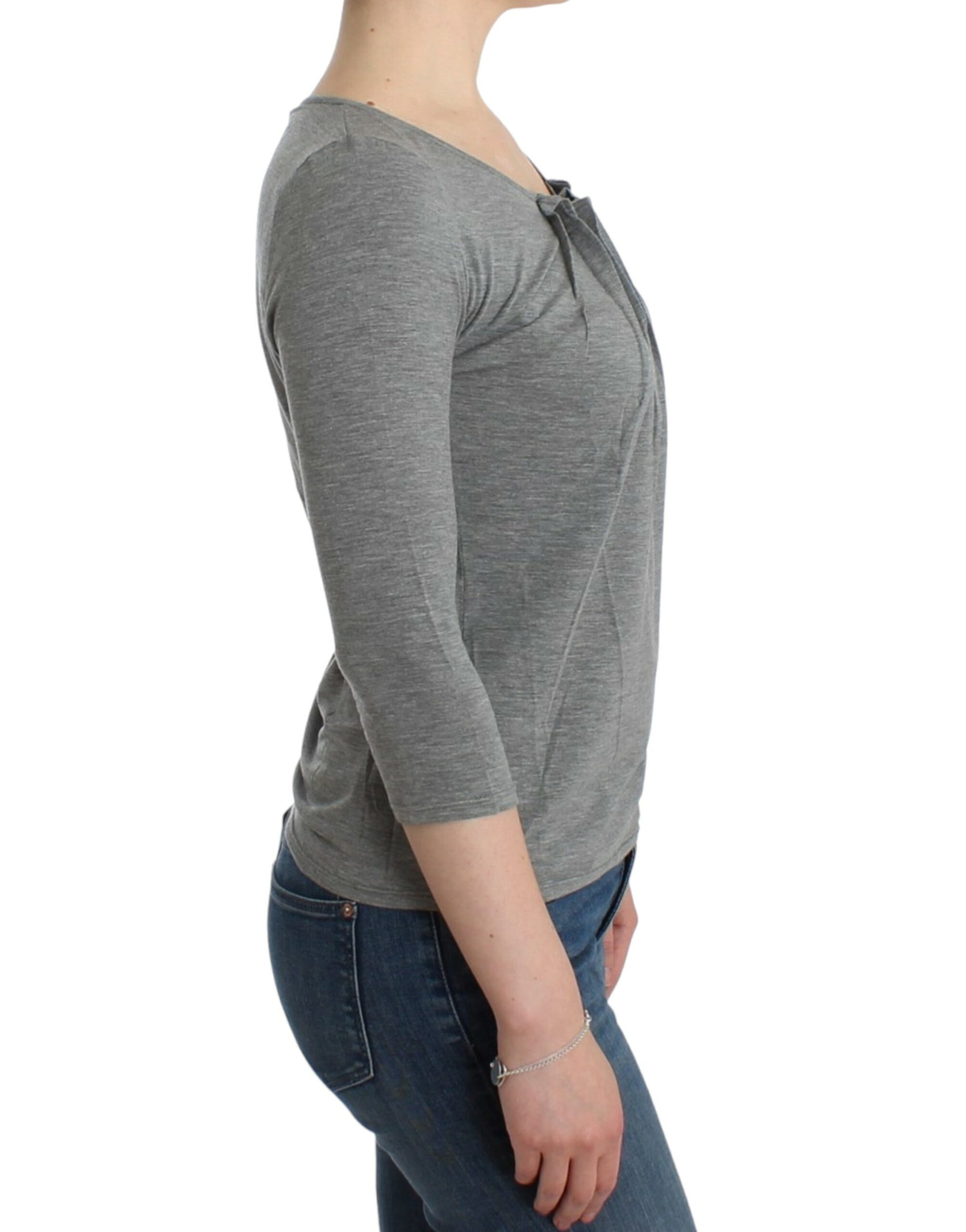 Elegante maglione grigio in misto cashmere