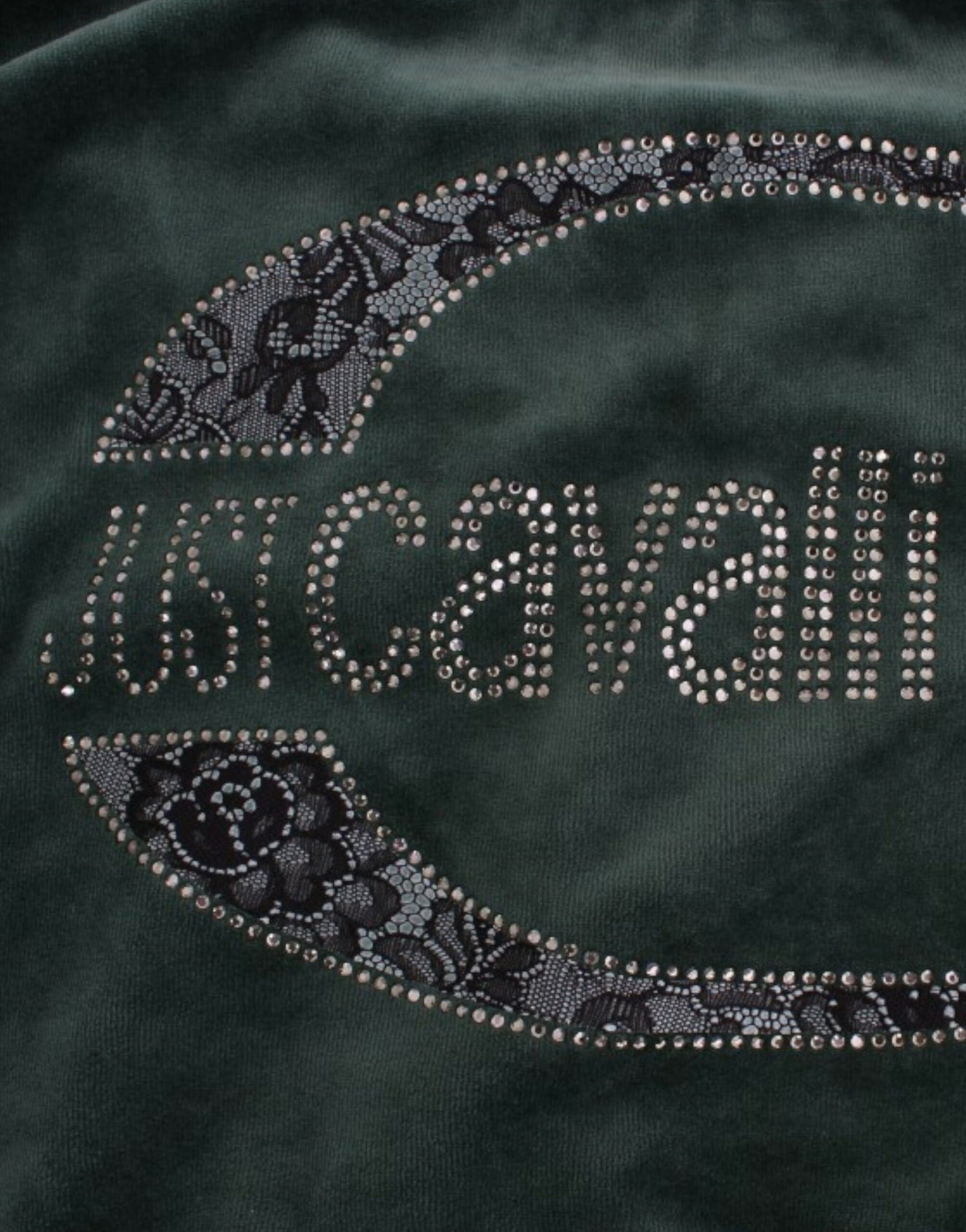 Elegante maglione verde finto con dettaglio in strass