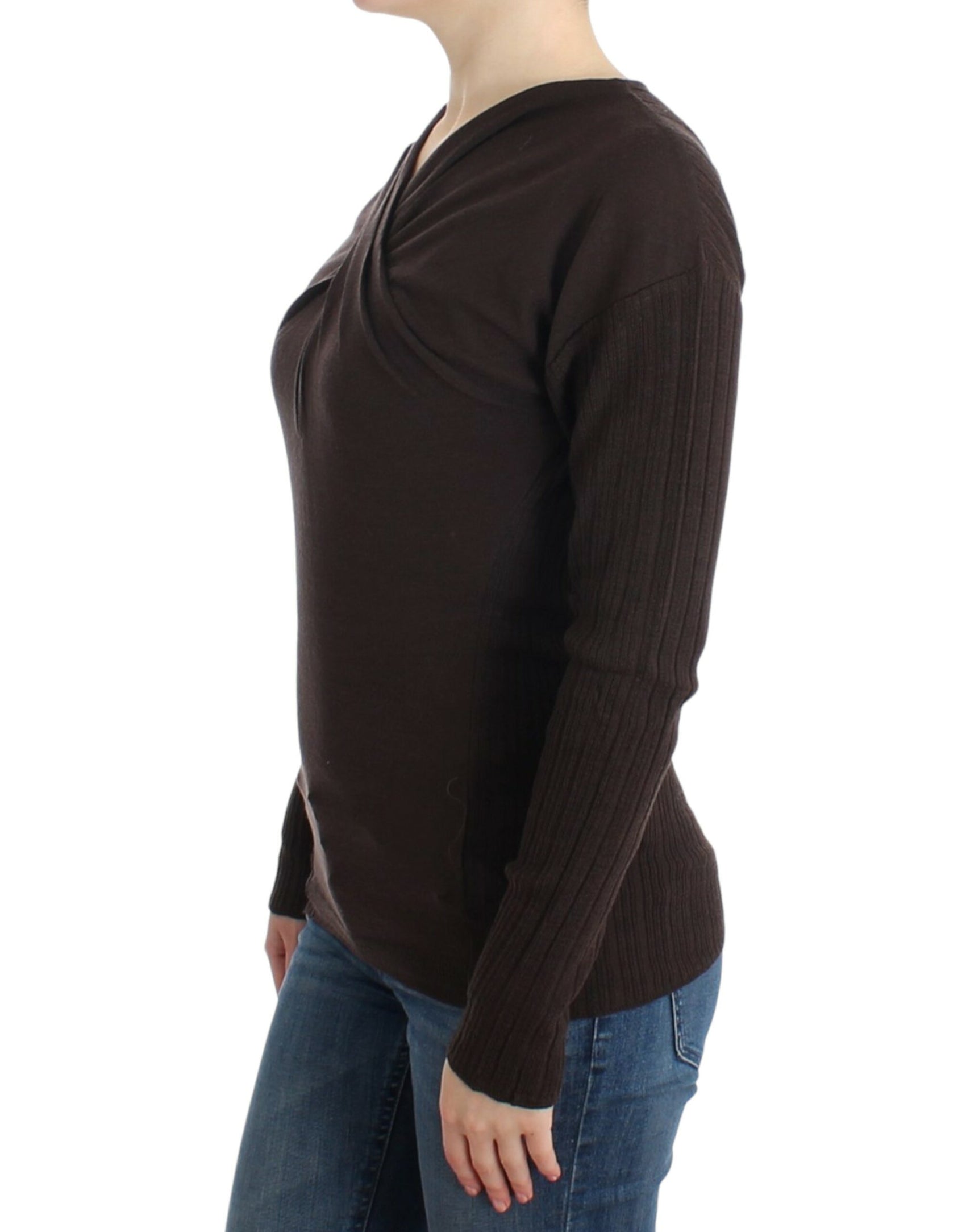 Maglione in lana vergine con buco della serratura
